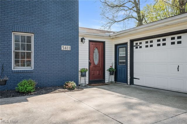 5411 W Heisley Road, Mentor, OH 44060