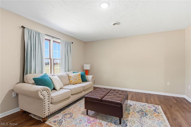5411 W Heisley Road, Mentor, OH 44060