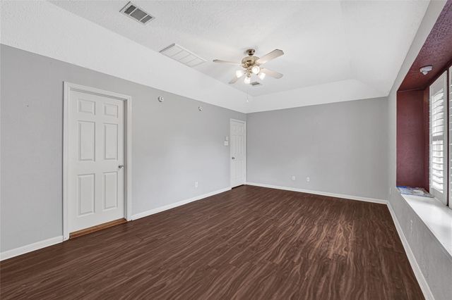 1211 Atlanta Drive, Richmond, TX 77406