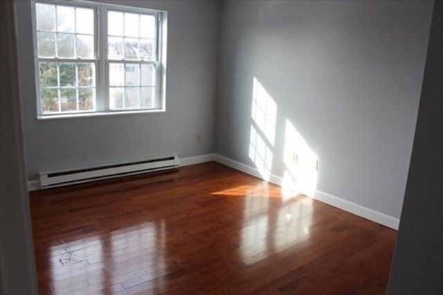 36 C Gibbs St 29, Worcester, MA 01607