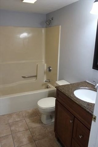 36 C Gibbs St 29, Worcester, MA 01607