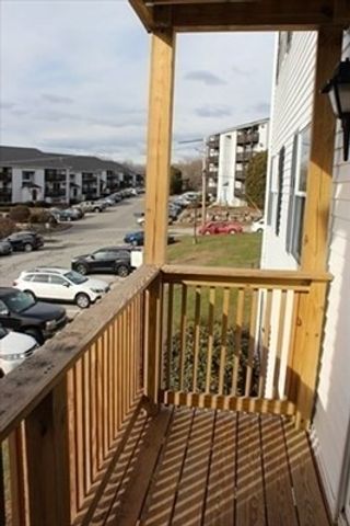 36 C Gibbs St 29, Worcester, MA 01607