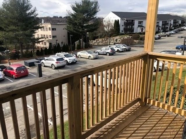 36 C Gibbs St 29, Worcester, MA 01607