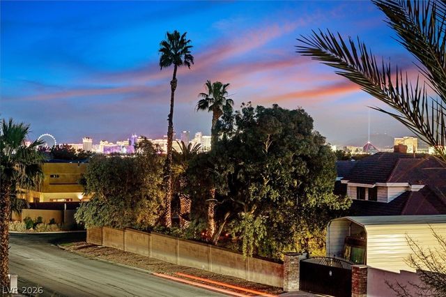 2990 Bella Kathryn Circle, Las Vegas, NV 89117