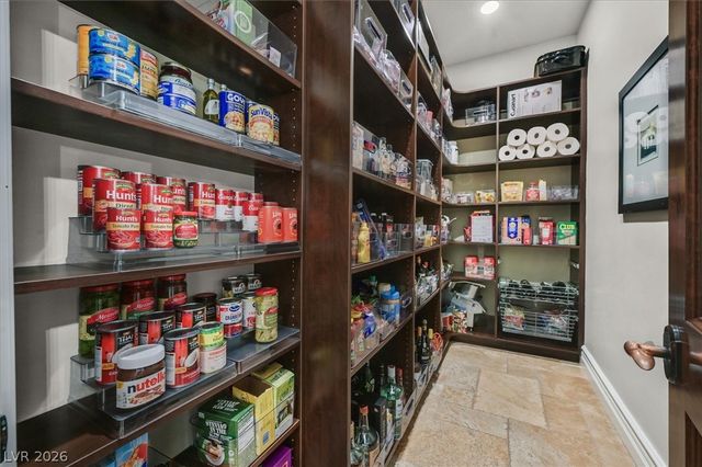 2990 Bella Kathryn Circle, Las Vegas, NV 89117