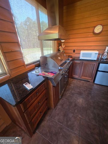 1202 Red Oak Drive, Monroe, GA 30655