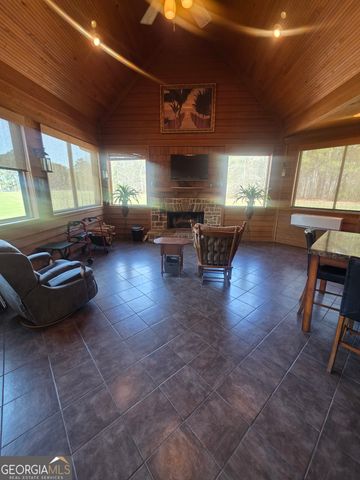 1202 Red Oak Drive, Monroe, GA 30655