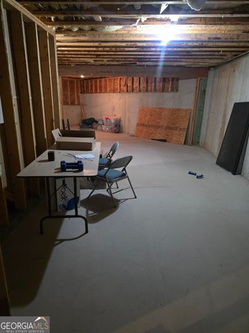 1202 Red Oak Drive, Monroe, GA 30655