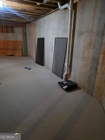 1202 Red Oak Drive, Monroe, GA 30655