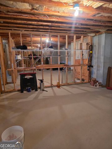 1202 Red Oak Drive, Monroe, GA 30655