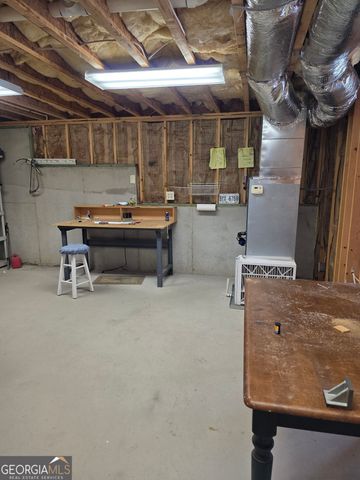 1202 Red Oak Drive, Monroe, GA 30655