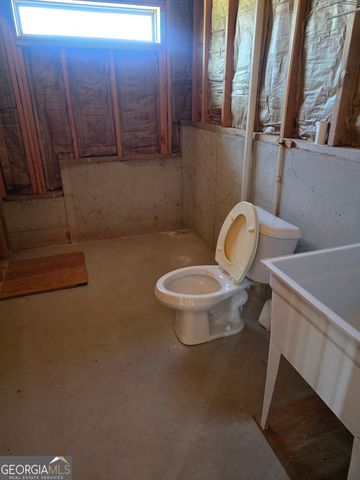 1202 Red Oak Drive, Monroe, GA 30655