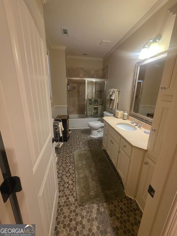 1202 Red Oak Drive, Monroe, GA 30655