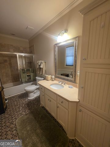 1202 Red Oak Drive, Monroe, GA 30655