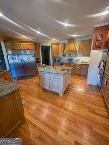 1202 Red Oak Drive, Monroe, GA 30655