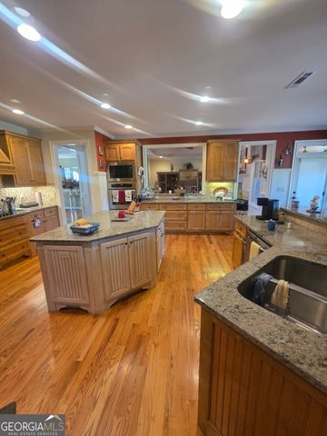 1202 Red Oak Drive, Monroe, GA 30655