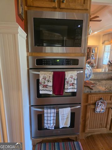 1202 Red Oak Drive, Monroe, GA 30655