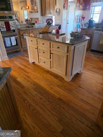 1202 Red Oak Drive, Monroe, GA 30655