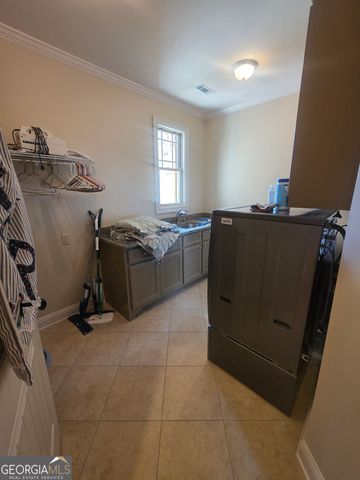 1202 Red Oak Drive, Monroe, GA 30655