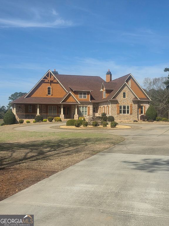 1202 Red Oak Drive, Monroe, GA 30655