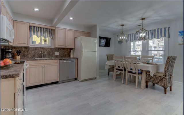 10 Seaview Avenue 2, Ocean Grove, NJ 07756