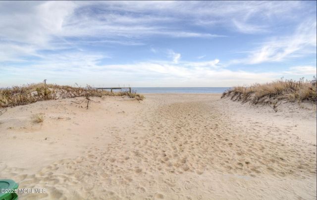 10 Seaview Avenue 2, Ocean Grove, NJ 07756