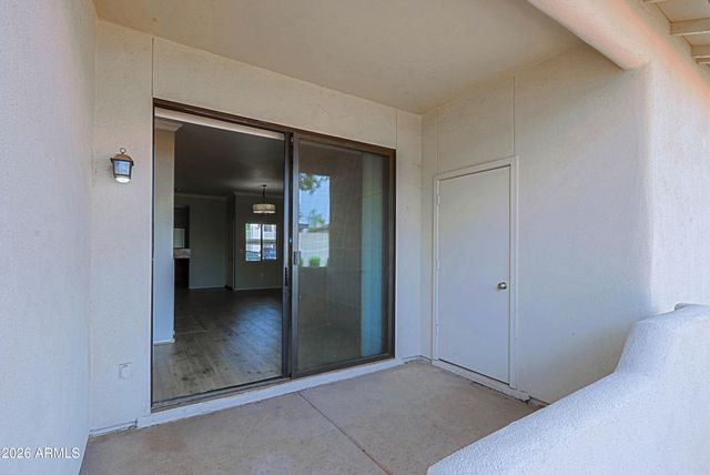 750 E NORTHERN Avenue 1113, Phoenix, AZ 85020