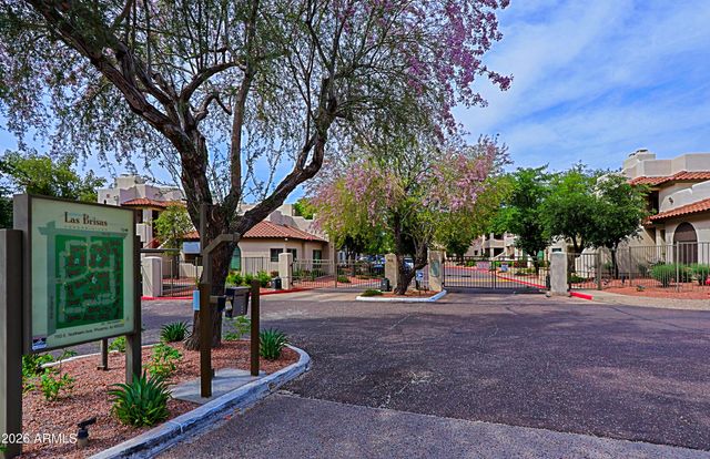750 E NORTHERN Avenue 1113, Phoenix, AZ 85020
