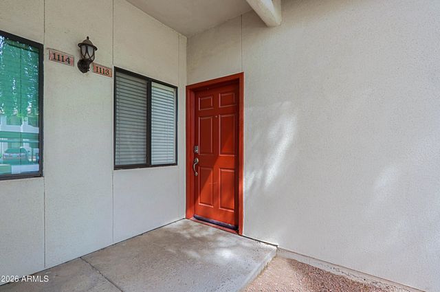 750 E NORTHERN Avenue 1113, Phoenix, AZ 85020