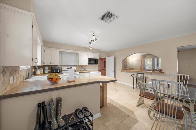 3910 SE 52ND STREET, Ocala, FL 34480