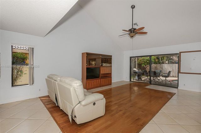 1855 NW 106th Terrace, Plantation, FL 33322