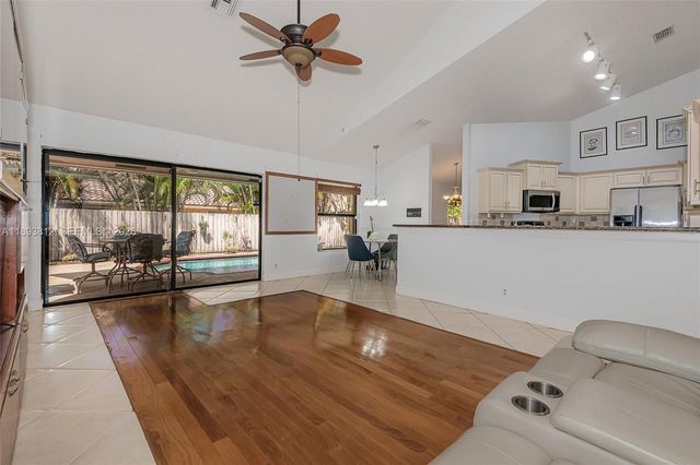 1855 NW 106th Terrace, Plantation, FL 33322