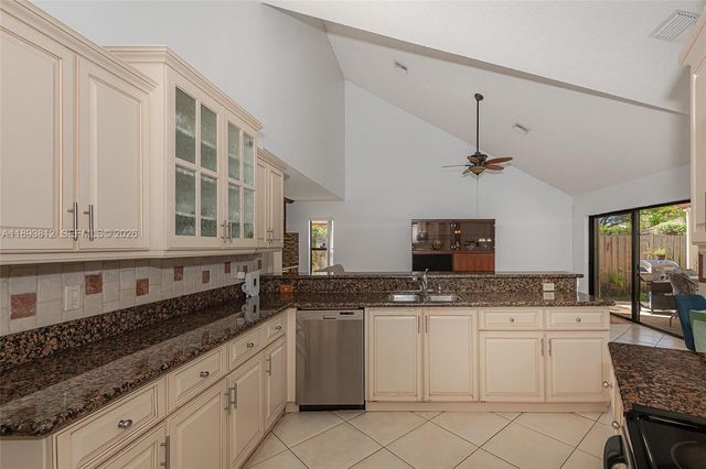 1855 NW 106th Terrace, Plantation, FL 33322