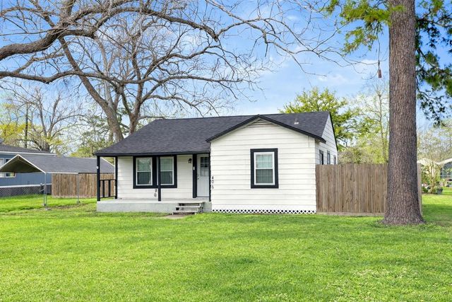 406 N Fig Street, Sweeny, TX 77480