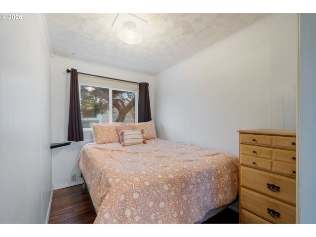 3063 Sw ANCHOR Ave, Lincoln City, OR 97367