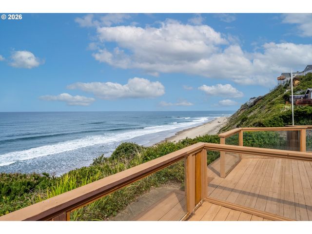 3063 Sw ANCHOR Ave, Lincoln City, OR 97367