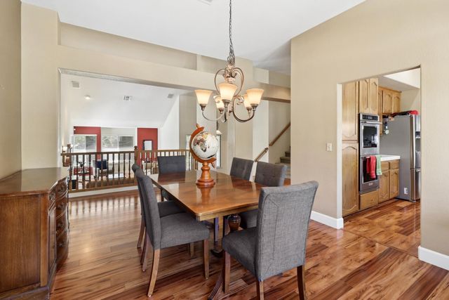 8267 Dressage Way, Sacramento, CA 95829