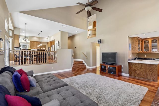 8267 Dressage Way, Sacramento, CA 95829