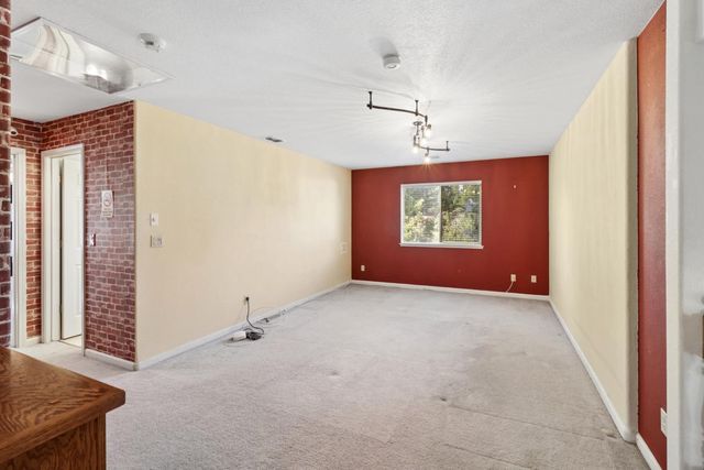 8267 Dressage Way, Sacramento, CA 95829