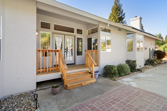 8267 Dressage Way, Sacramento, CA 95829