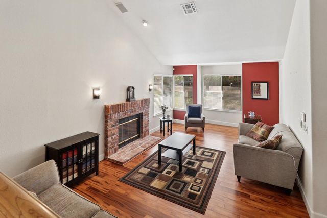 8267 Dressage Way, Sacramento, CA 95829