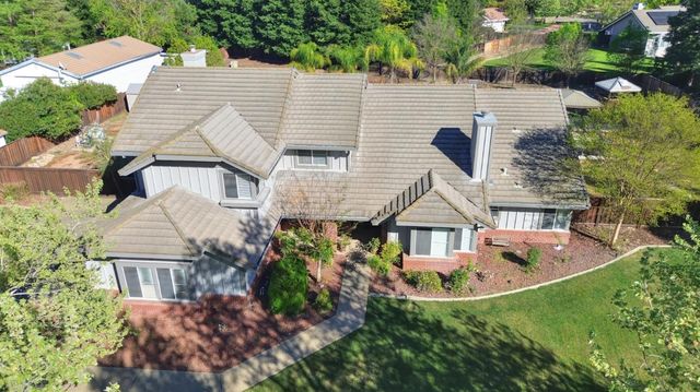 8267 Dressage Way, Sacramento, CA 95829