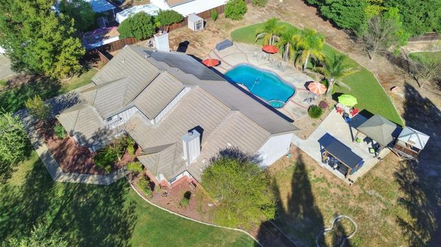 8267 Dressage Way, Sacramento, CA 95829