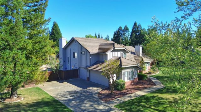 8267 Dressage Way, Sacramento, CA 95829