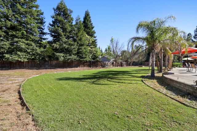 8267 Dressage Way, Sacramento, CA 95829