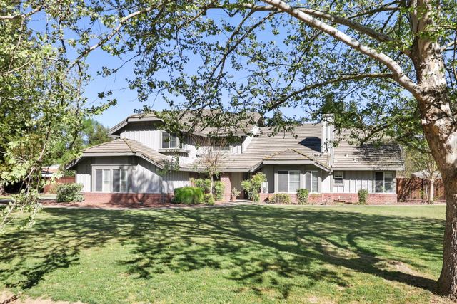 8267 Dressage Way, Sacramento, CA 95829
