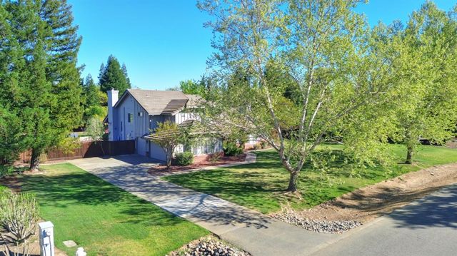 8267 Dressage Way, Sacramento, CA 95829