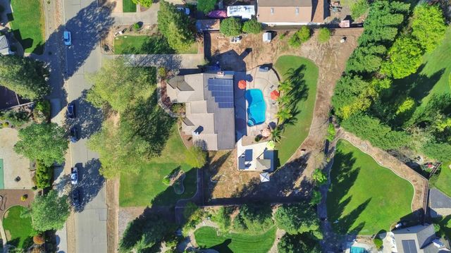 8267 Dressage Way, Sacramento, CA 95829