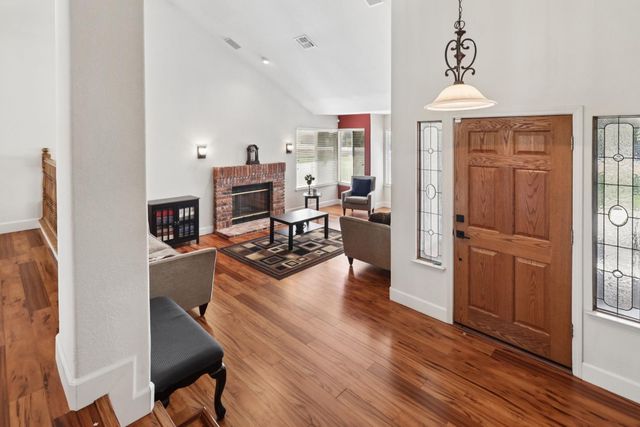 8267 Dressage Way, Sacramento, CA 95829