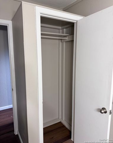 7923 Donore Pl Apt 21, San Antonio, TX 78229